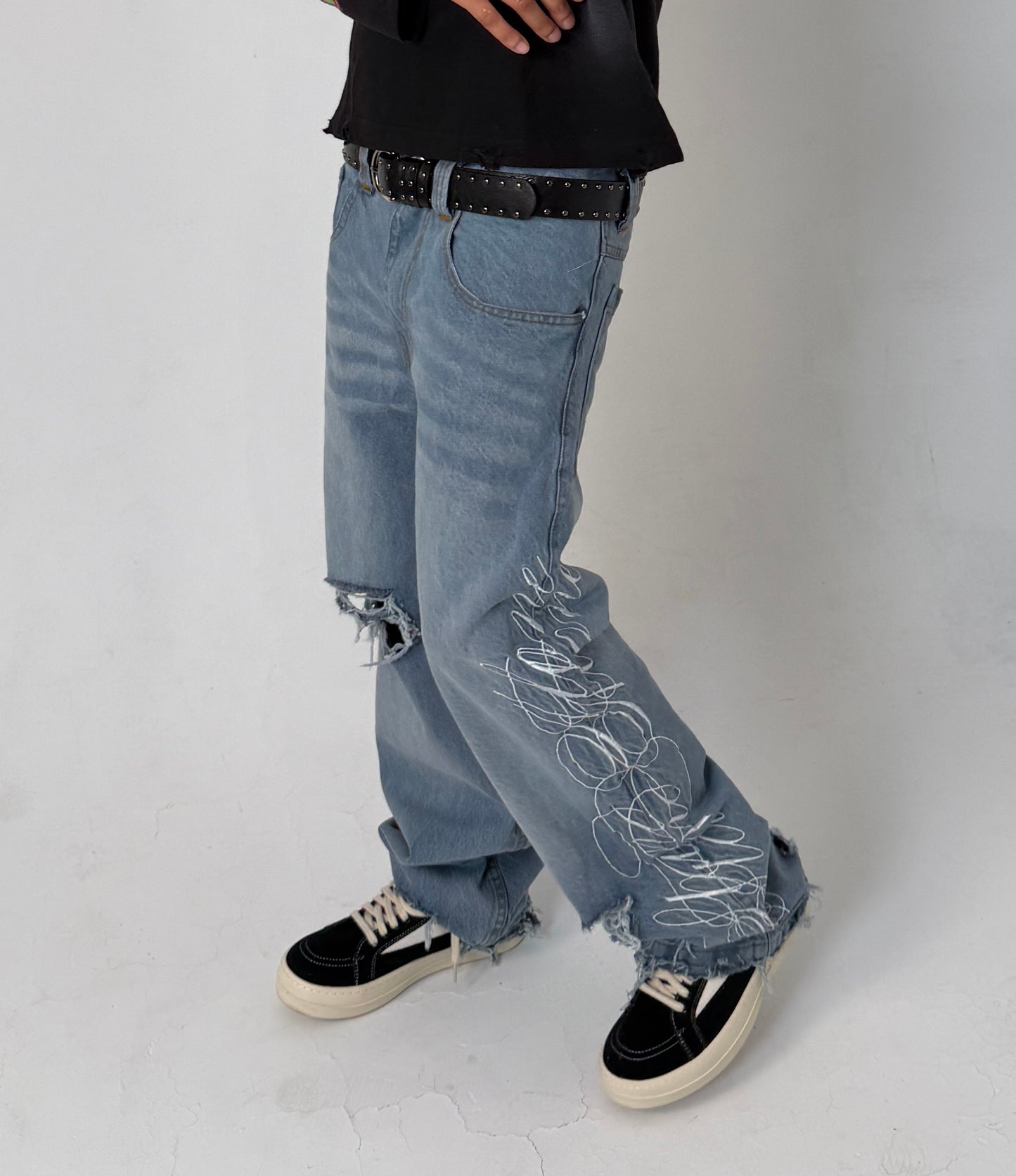 Bleu Letter Jeans - LOW STOCK